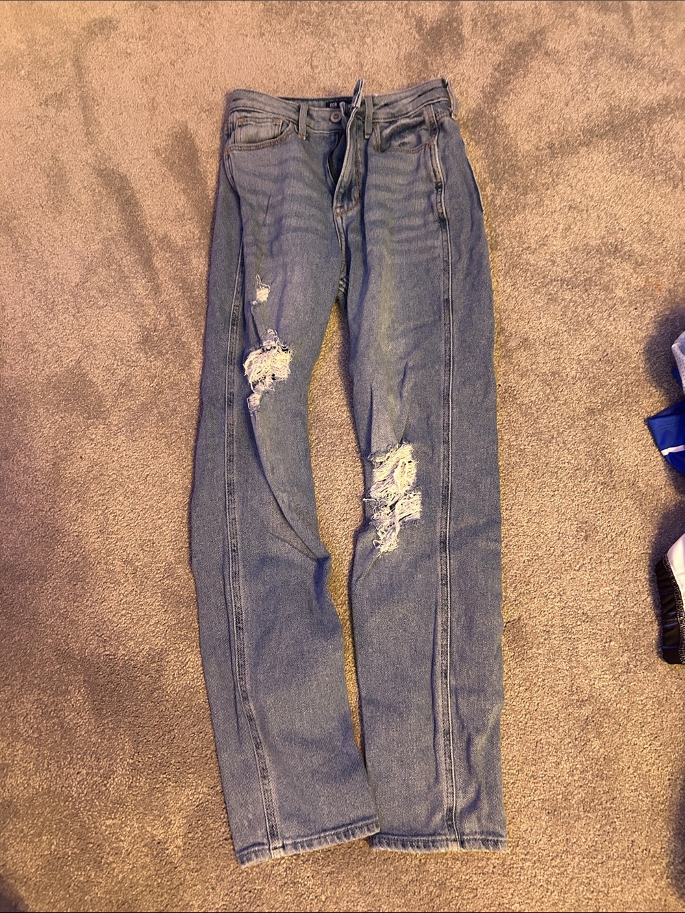 Hollister Distressed Straight-Leg Jeans in Faded Blue